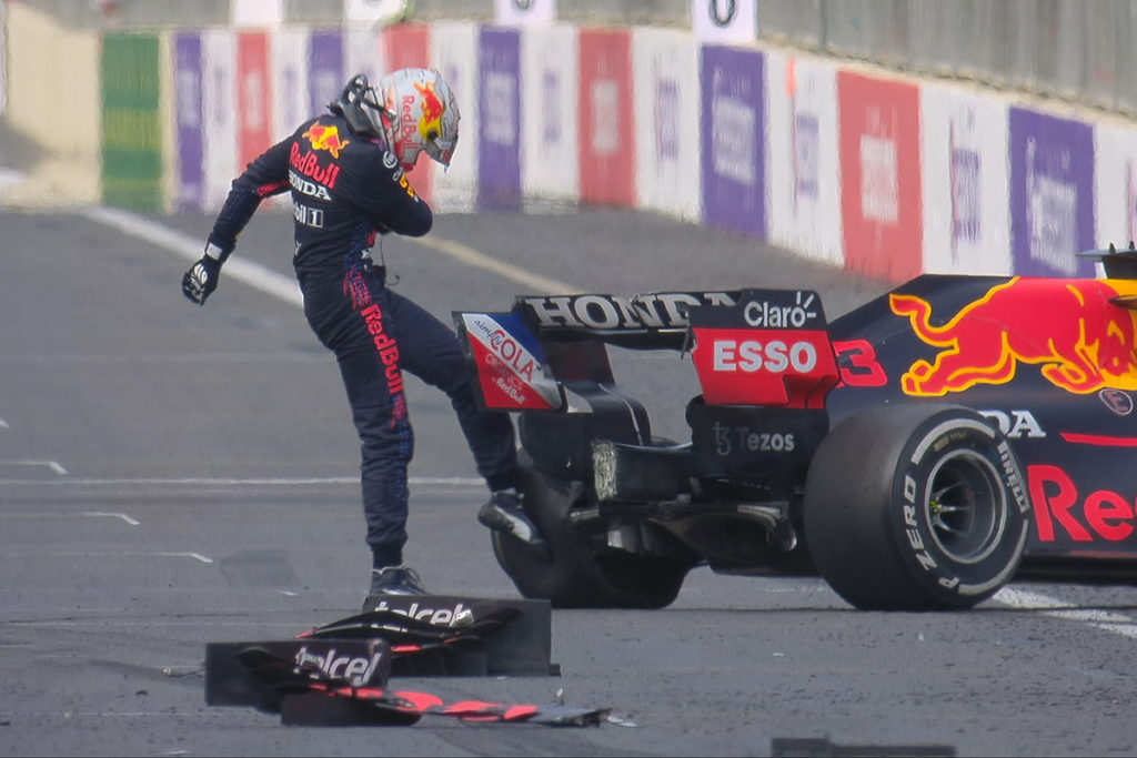 Max Verstappen Formel 1 Red Bull Crash Aserbaidschan GP 2021